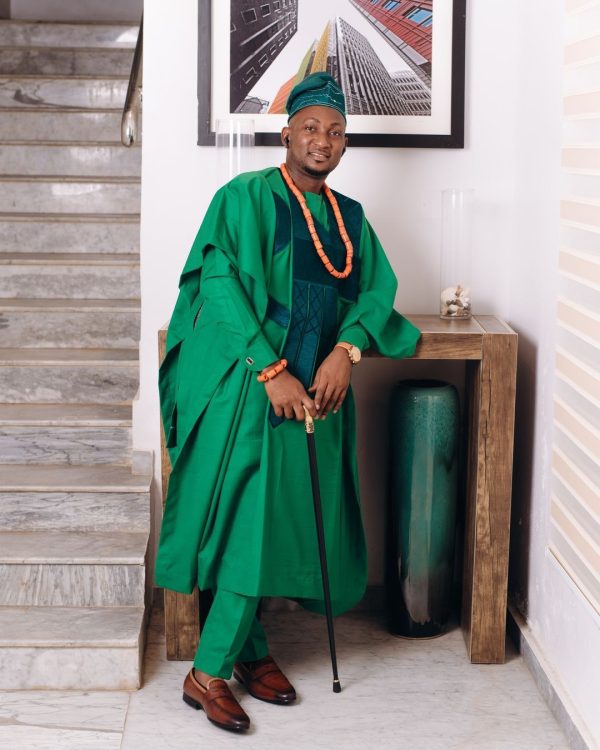Navy Blue Cahsmere Kaftan, front flap with embroidery button, 3/4 sleeve African senator Kaftan native.