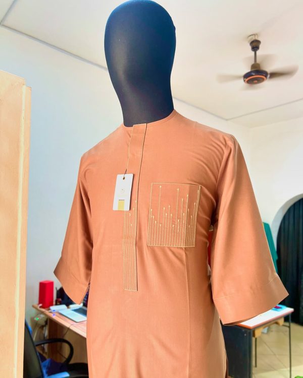 Brown Kaftan with Gold Detailing – Earth-Toned Royalty, Gilded Precision